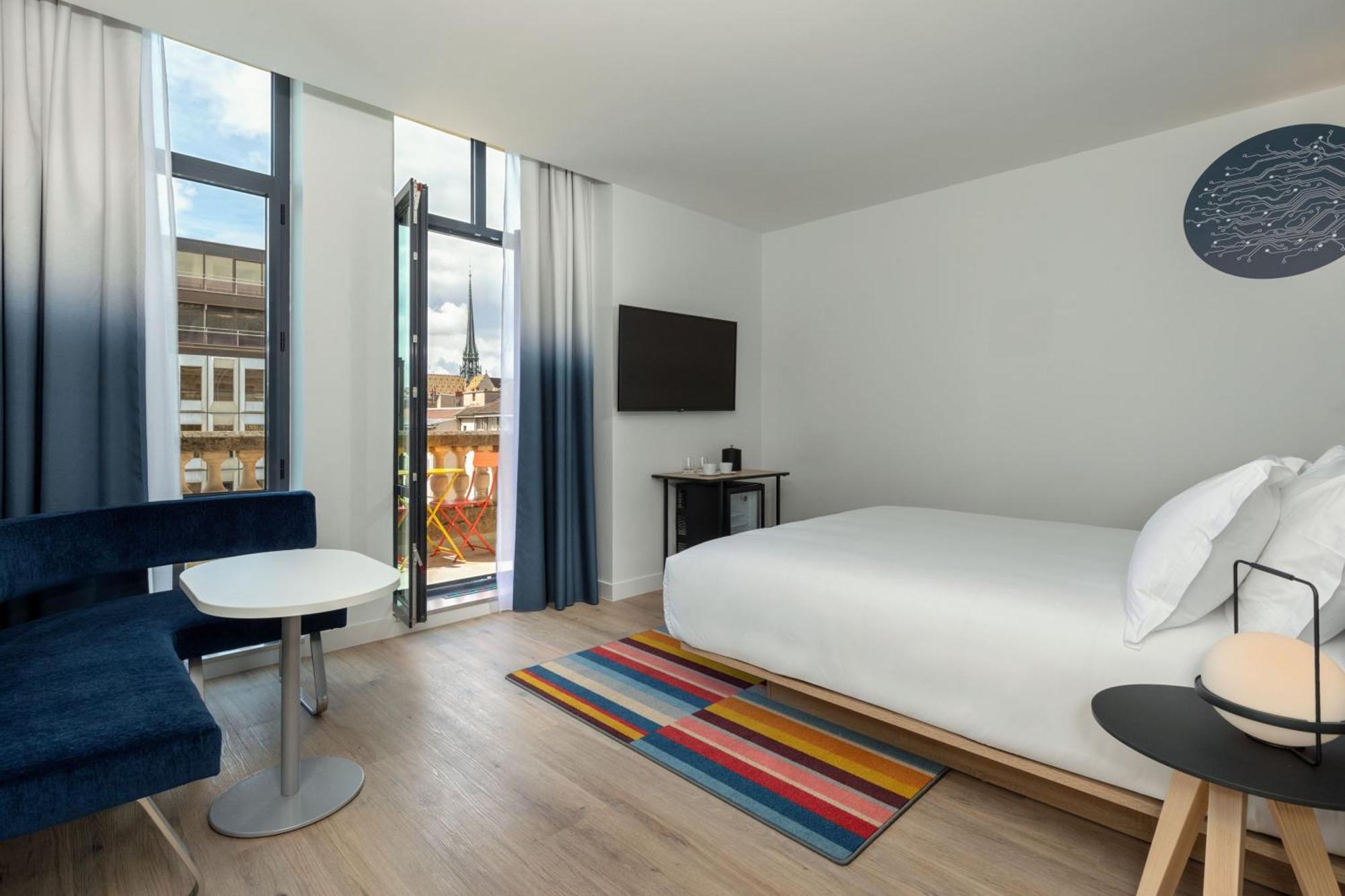 Aloft Hotel Dijon By Marriott Exterior photo