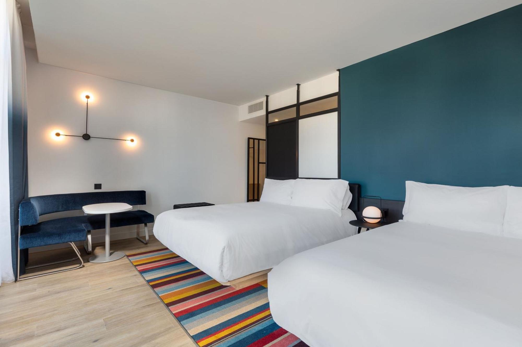 Aloft Hotel Dijon By Marriott Exterior photo