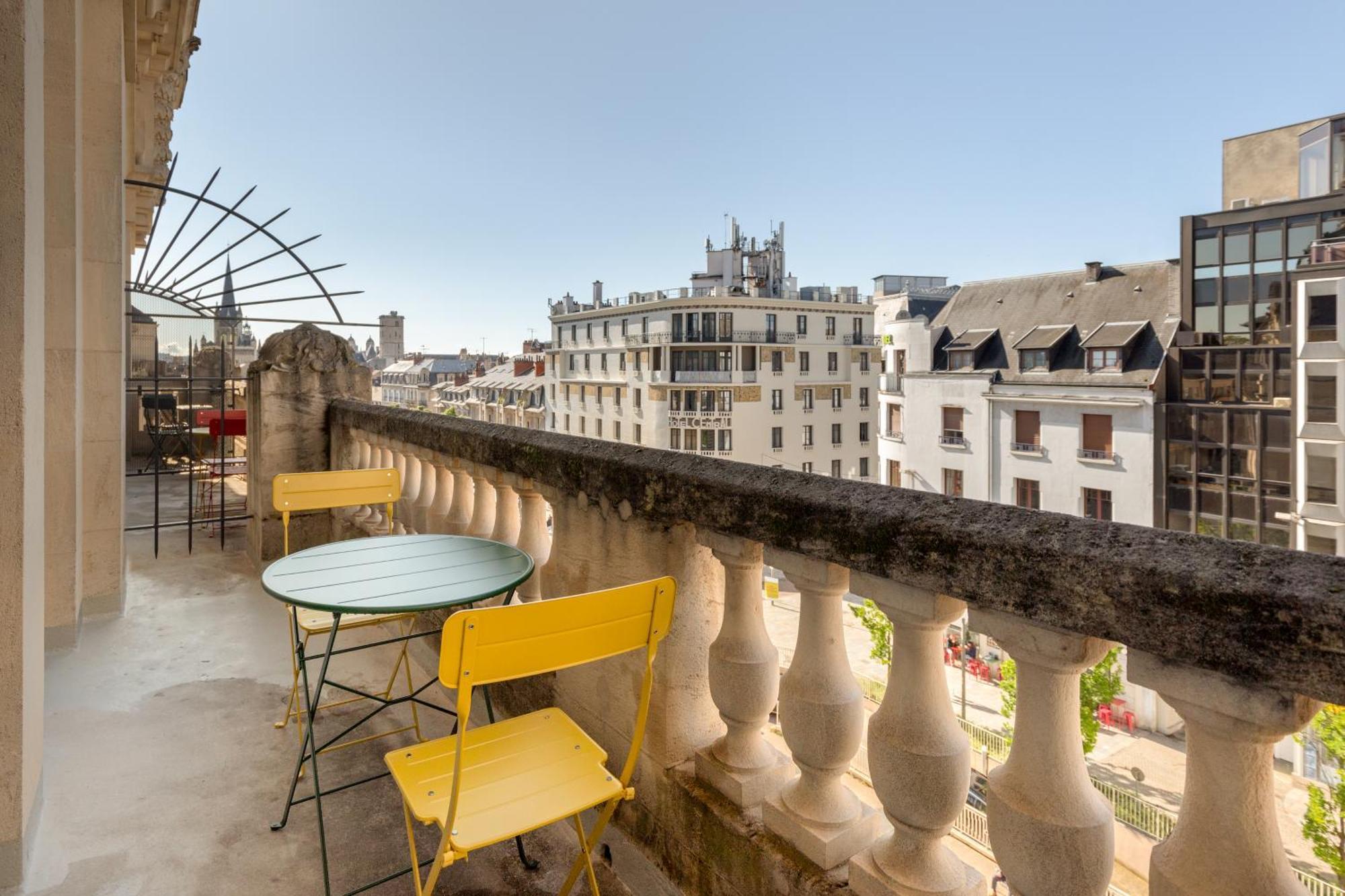 Aloft Hotel Dijon By Marriott Exterior photo